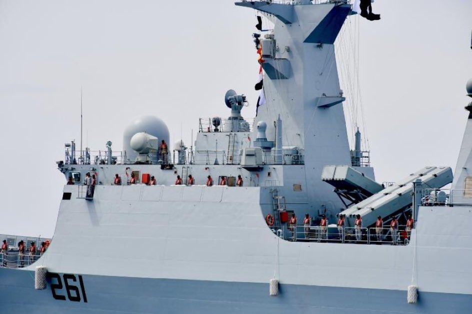 CM-302 launchers onboard the Pakistan Navy Tughril-class frigate.